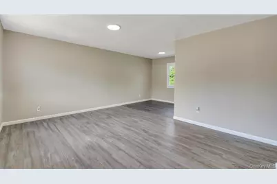 941 Provost Avenue, Bellport, NY 11713 - Photo 9
