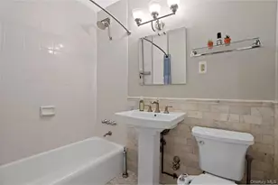 12 Westchester Ave, White Plains, NY 10601 - Photo 19