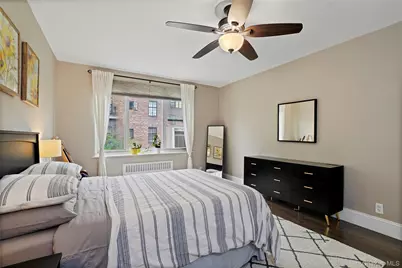 12 Westchester Avenue #5A, White Plains, NY 10601 - Photo 17