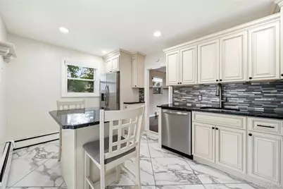 11 Mell Drive, North Babylon, NY 11703 - Photo 11