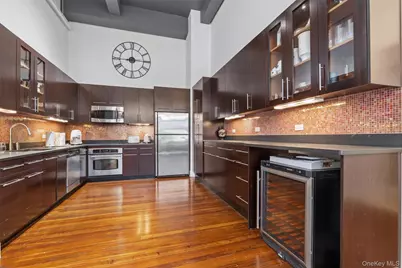 25 Leroy Place #206, New Rochelle, NY 10805 - Photo 9