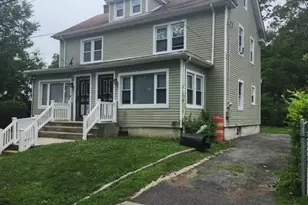 1068 Arthur St, Uniondale, NY 11553 - Photo 3