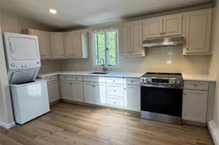 1 Towne Ct, Melville, NY 11747 - Photo 5