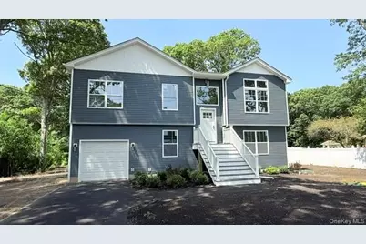 964 Sipp Avenue, Medford, NY 11763 - Photo 3