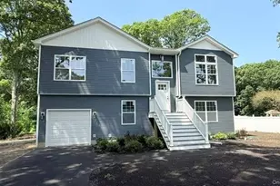 964 Sipp Ave, Medford, NY 11763 - Photo 3