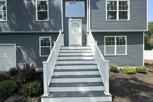 964 Sipp Ave, Medford, NY 11763 - Photo 5
