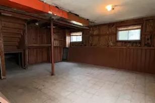 1020 N Niagara Ave, Lindenhurst, NY 11757 - Photo 17