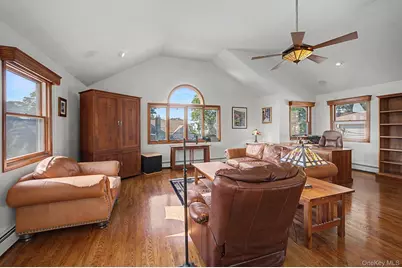 1602 Imperial Avenue, New Hyde Park, NY 11040 - Photo 21
