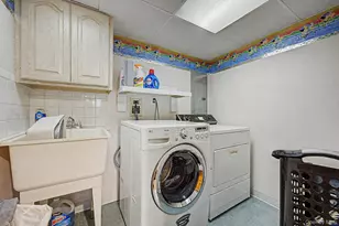 1602 Imperial Ave, New Hyde Park, NY 11040 - Photo 29