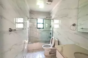 120-25 Ketch Ct, Flushing, NY 11356 - Photo 11