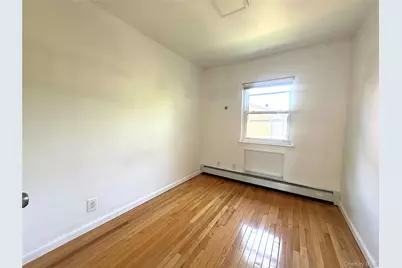 120-25 Ketch Court, Flushing, NY 11356 - Photo 7