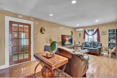 17 Shonnard Avenue, Freeport, NY 11520 - Photo 5