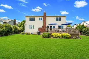131 Crystal Beach Blvd, Moriches, NY 11955 - Photo 5