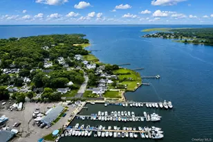 131 Crystal Beach Blvd, Moriches, NY 11955 - Photo 15