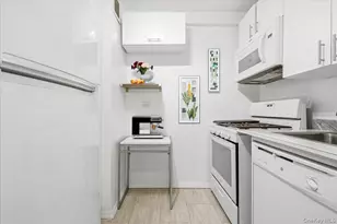 70-25 Yellowstone Blvd, Forest Hills, NY 11375 - Photo 13