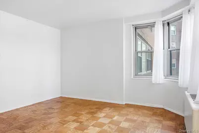 70-25 Yellowstone Boulevard #4B, Forest Hills, NY 11375 - Photo 23