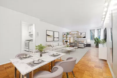 70-25 Yellowstone Boulevard #4B, Forest Hills, NY 11375 - Photo 17