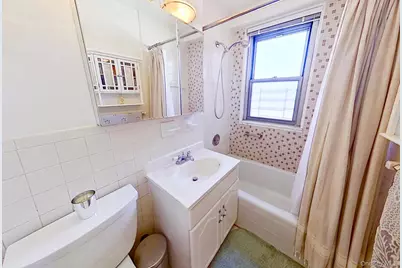 70-25 Yellowstone Blvd Yellowstone Boulevard #4D, Forest Hills, NY 11375 - Photo 21