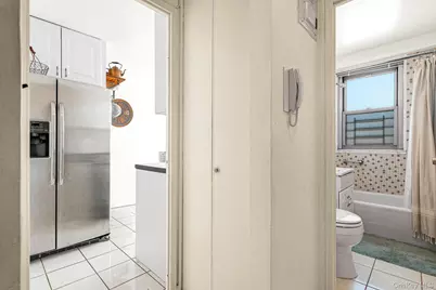 70-25 Yellowstone Blvd Yellowstone Boulevard #4D, Forest Hills, NY 11375 - Photo 13