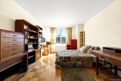 70-25 Yellowstone Blvd Yellowstone Boulevard #4D, Forest Hills, NY 11375 - Photo 19