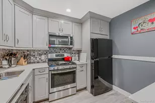 63 Lewis Rd, Merrick, NY 11566 - Photo 7