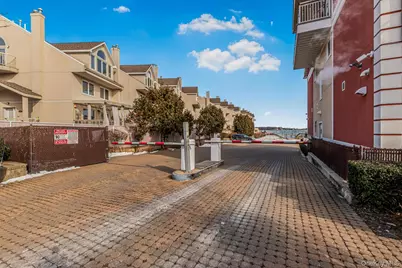 1490 Outlook Avenue #1D, Bronx, NY 10465 - Photo 19