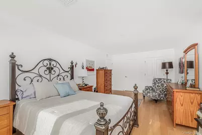 1490 Outlook Avenue #1D, Bronx, NY 10465 - Photo 9