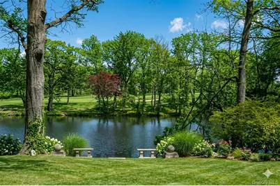 25 Lake Road, Great Neck, NY 11020 - Photo 3