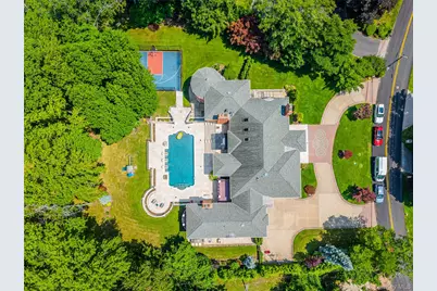 25 Lake Road, Great Neck, NY 11020 - Photo 11