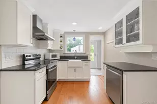 2 Fox Ln, Shoreham, NY 11786 - Photo 15