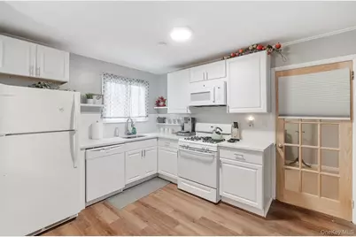 149 David Whites Lane, Southampton, NY 11968 - Photo 15