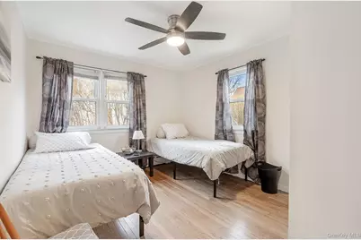 149 David Whites Lane, Southampton, NY 11968 - Photo 7