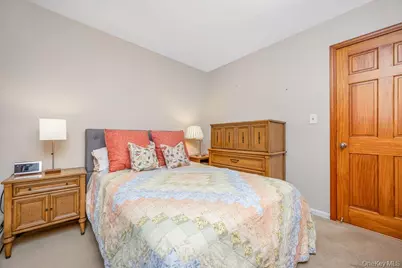 67 Cedar Place, Floral Park, NY 11001 - Photo 11