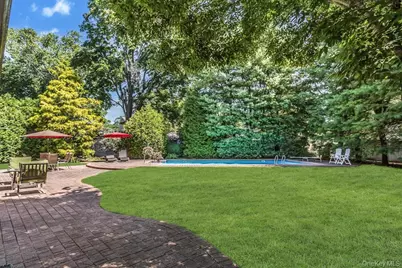 3 Windsor Place, Melville, NY 11747 - Photo 23