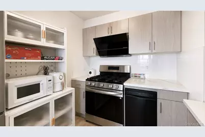 13119 Fowler Avenue #4C, Flushing, NY 11355 - Photo 5
