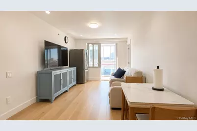 13119 Fowler Avenue #4C, Flushing, NY 11355 - Photo 1