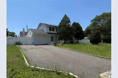 124 Ridgewood Avenue, Holtsville, NY 11742 - Photo 1