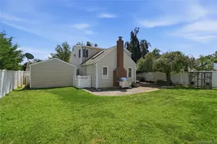 19 Tower Ln, Levittown, NY 11756 - Photo 21
