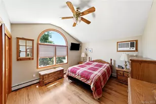 19 Tower Ln, Levittown, NY 11756 - Photo 13