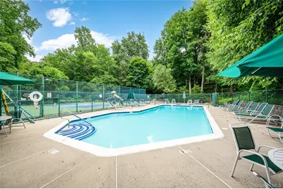 142 Woodbrook Road, White Plains, NY 10605 - Photo 23