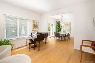142 Woodbrook Rd, White Plains, NY 10605 - Photo 11