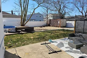 146 Kingston Blvd, Island Park, NY 11558 - Photo 13