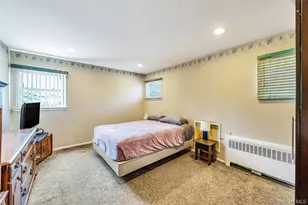 35 Jerold St, Plainview, NY 11803 - Photo 21