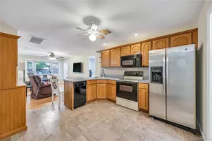 35 Jerold St, Plainview, NY 11803 - Photo 29