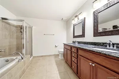 260 Medea Way, Central Islip, NY 11722 - Photo 19