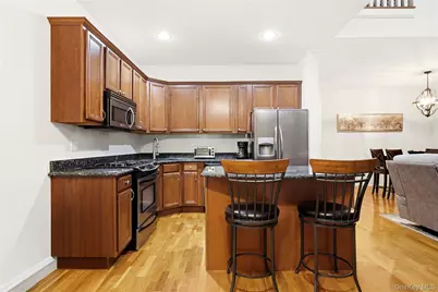 260 Medea Way, Central Islip, NY 11722 - Photo 11