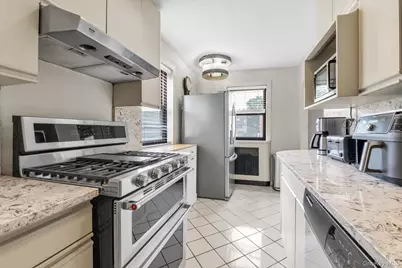 163-02 Willets Point Blvd. #4-221, Whitestone, NY 11357 - Photo 7