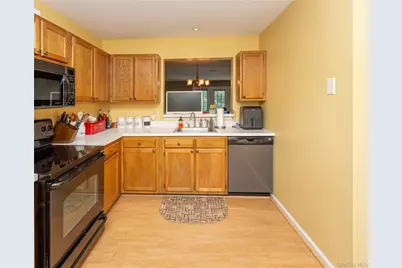 16 Evergreen Way, Pawling, NY 12564 - Photo 15