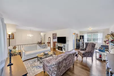 612 Vine Street, Babylon, NY 11702 - Photo 9