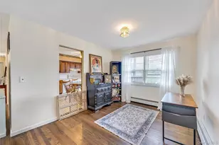612 Vine St, Babylon, NY 11702 - Photo 11